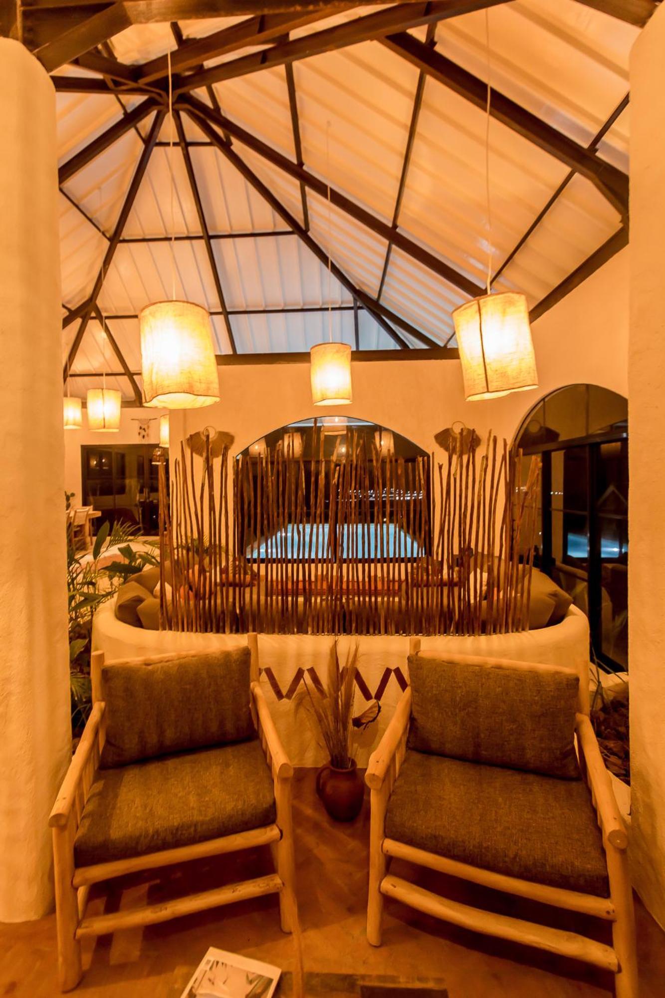 Drop In Surf Lodge Kuta  Dış mekan fotoğraf