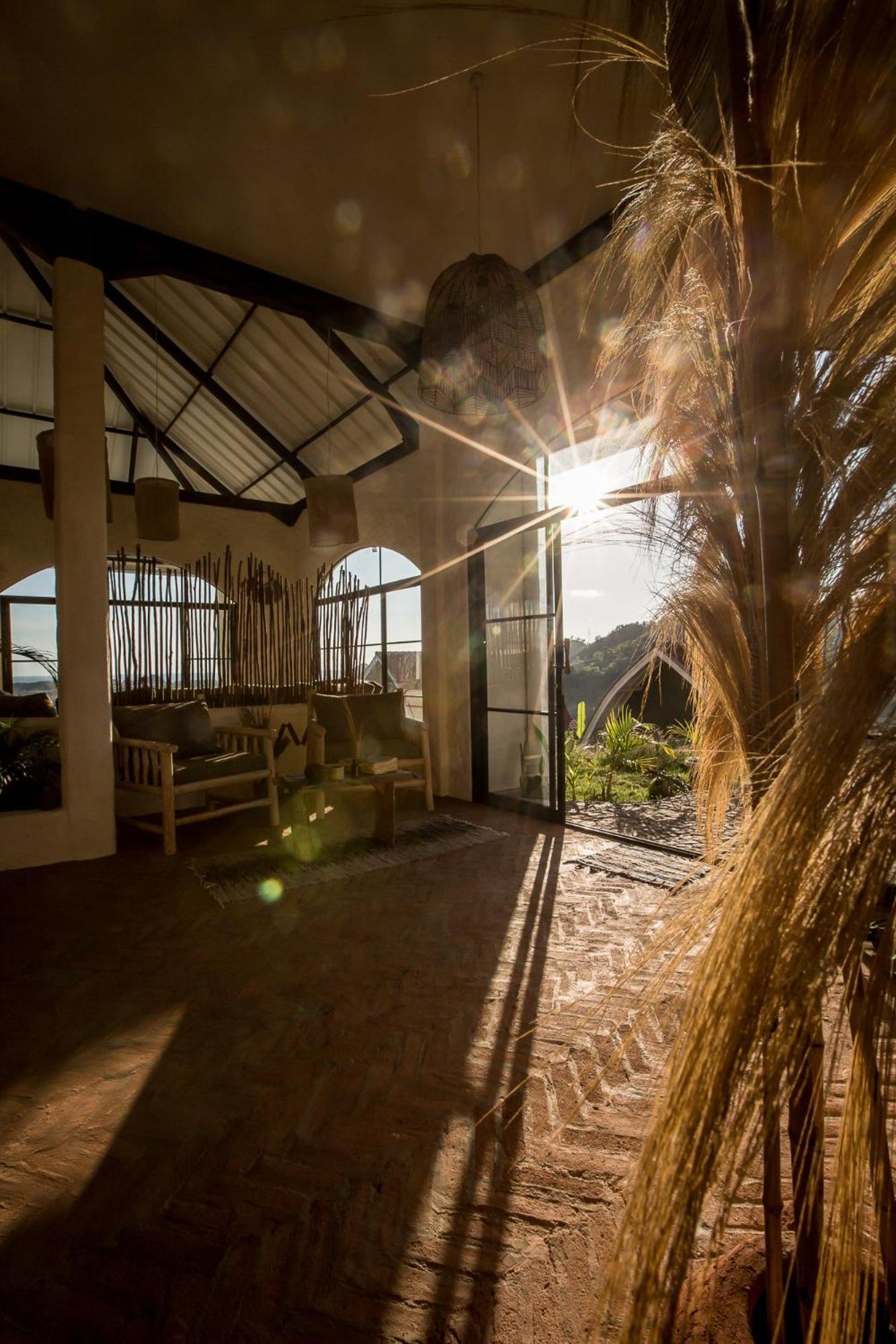Drop In Surf Lodge Kuta  Dış mekan fotoğraf