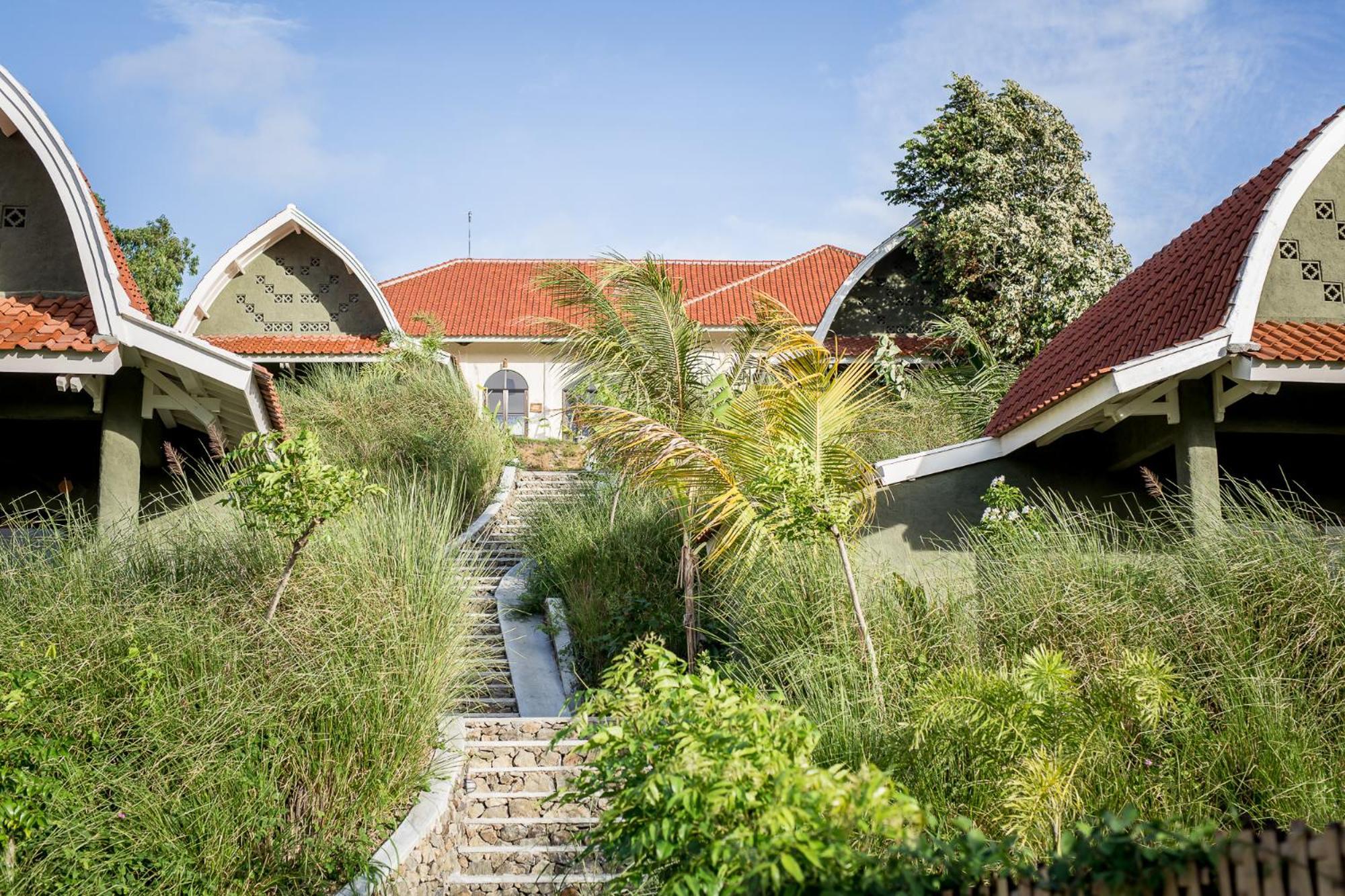 Drop In Surf Lodge Kuta  Dış mekan fotoğraf